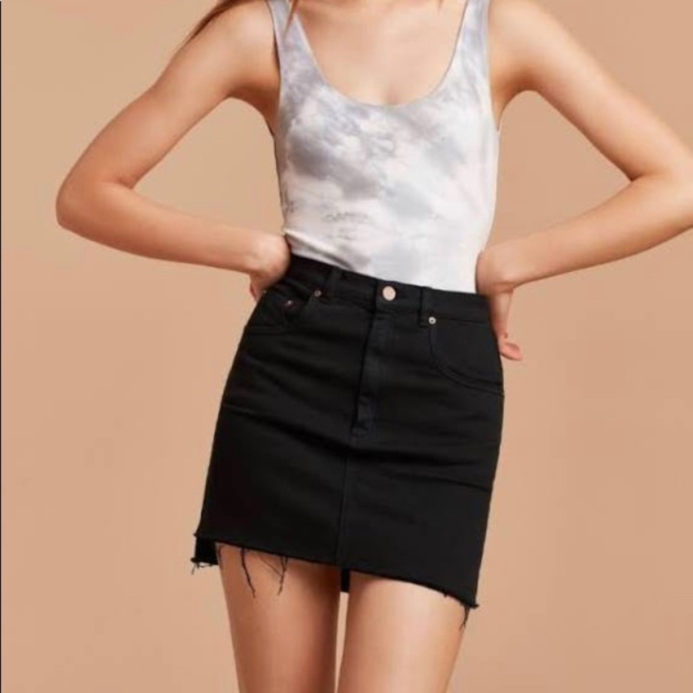 Aritzia Wilfred Black Denim Skirt